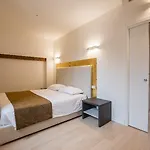 Charming Palace Corte Del Teatro Ξενοδοχείο με διαμερίσματα