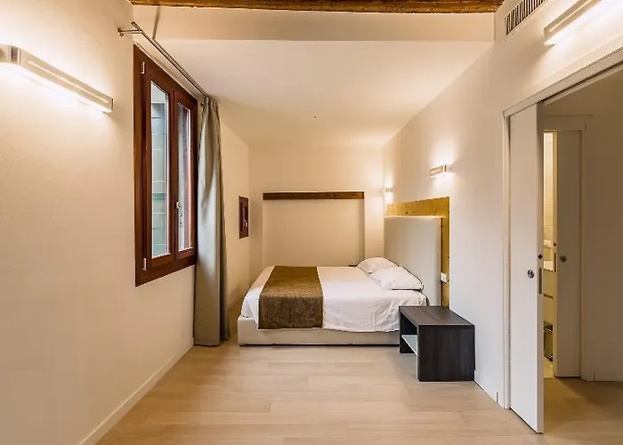 아파트호텔 Charming Palace Corte Del Teatro