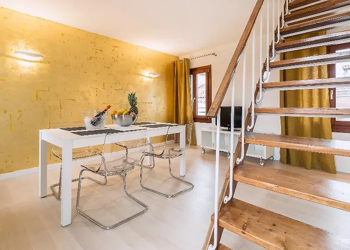 아파트호텔 Charming Palace Corte Del Teatro 베니스