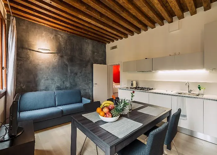 Charming Palace Corte Del Teatro 3* Venise