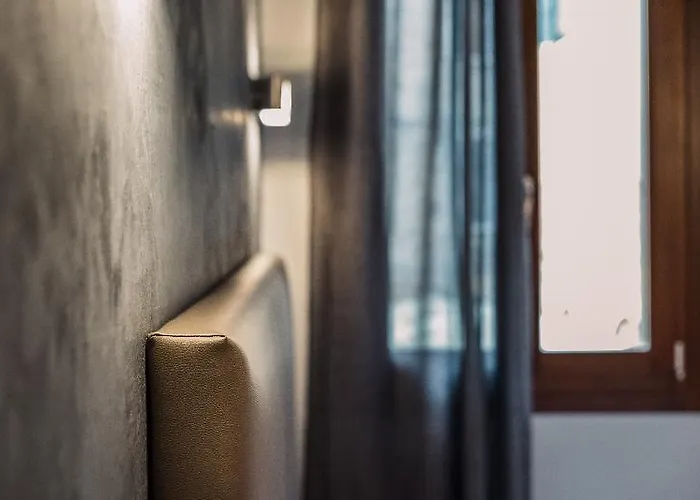 Charming Palace Corte Del Teatro 아파트호텔 3*